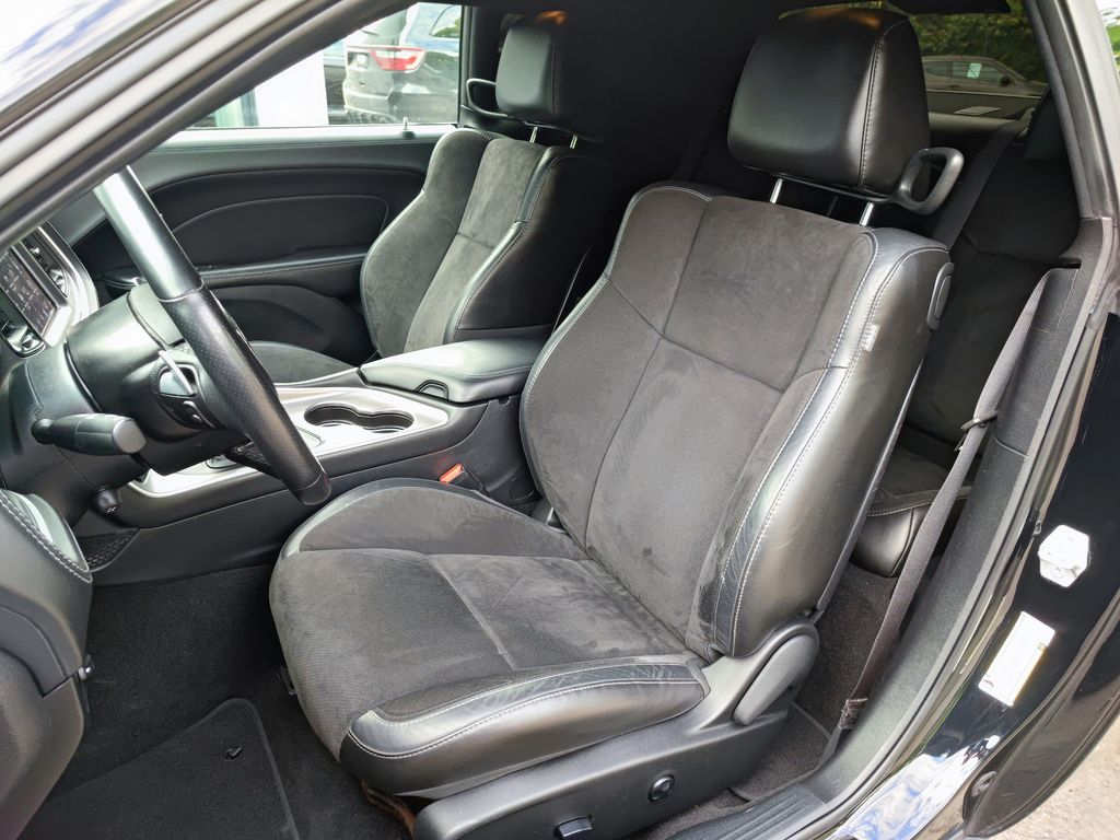 Dodge Challenger 2021