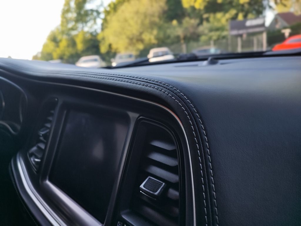 Dodge Challenger 2021