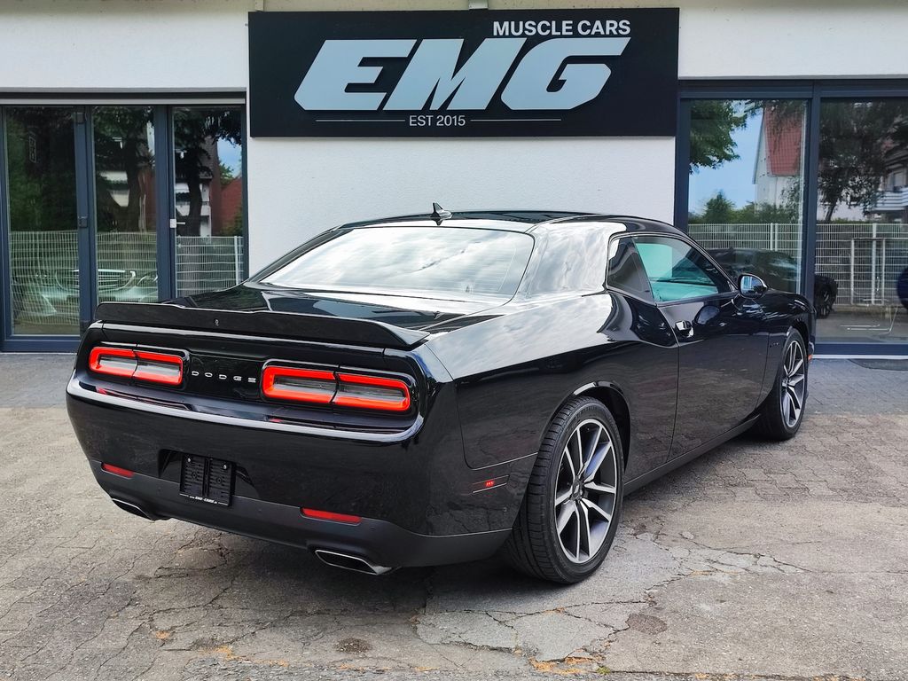 Dodge Challenger 2021