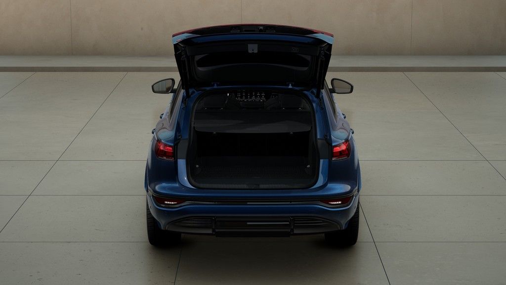 Audi e-tron 2024