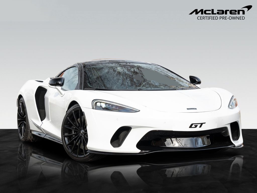 McLaren GT 2025