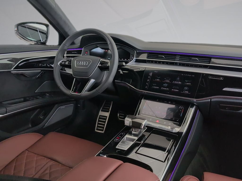 Audi S8 2024