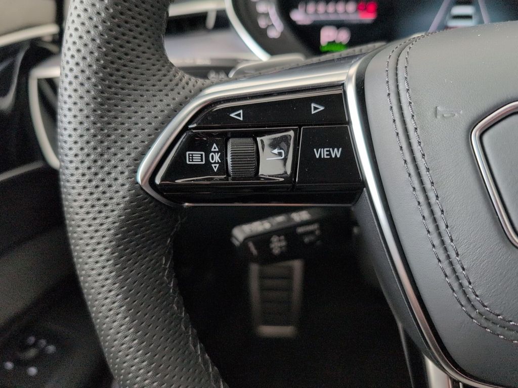 Audi S8 2024