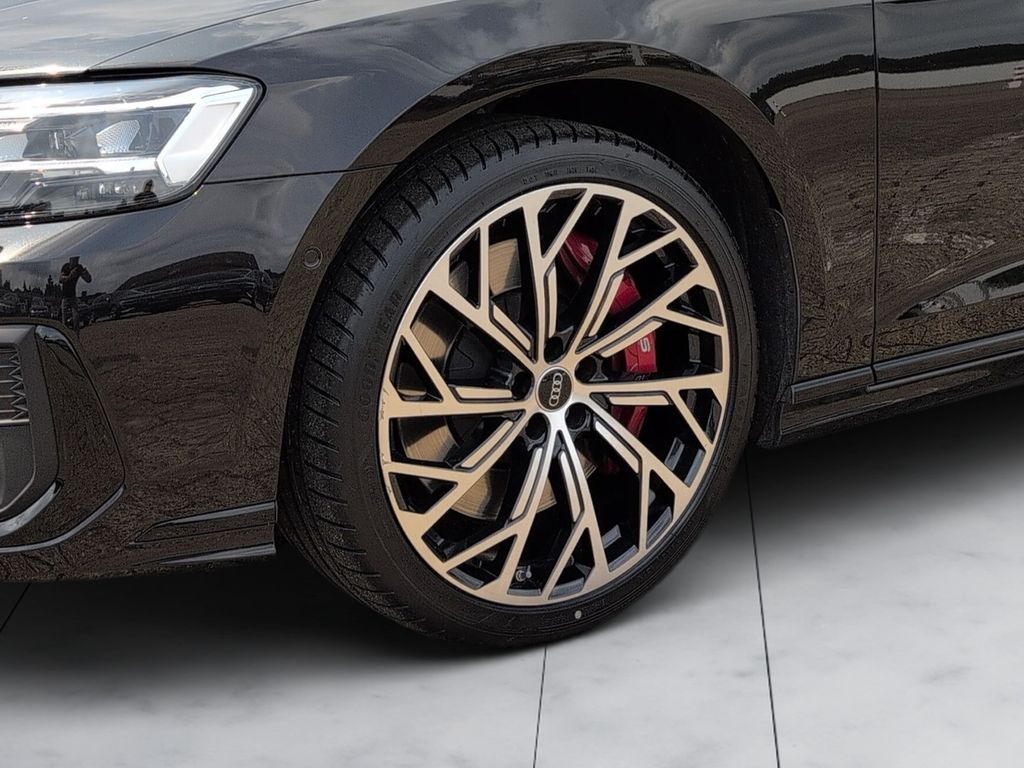 Audi S8 2024