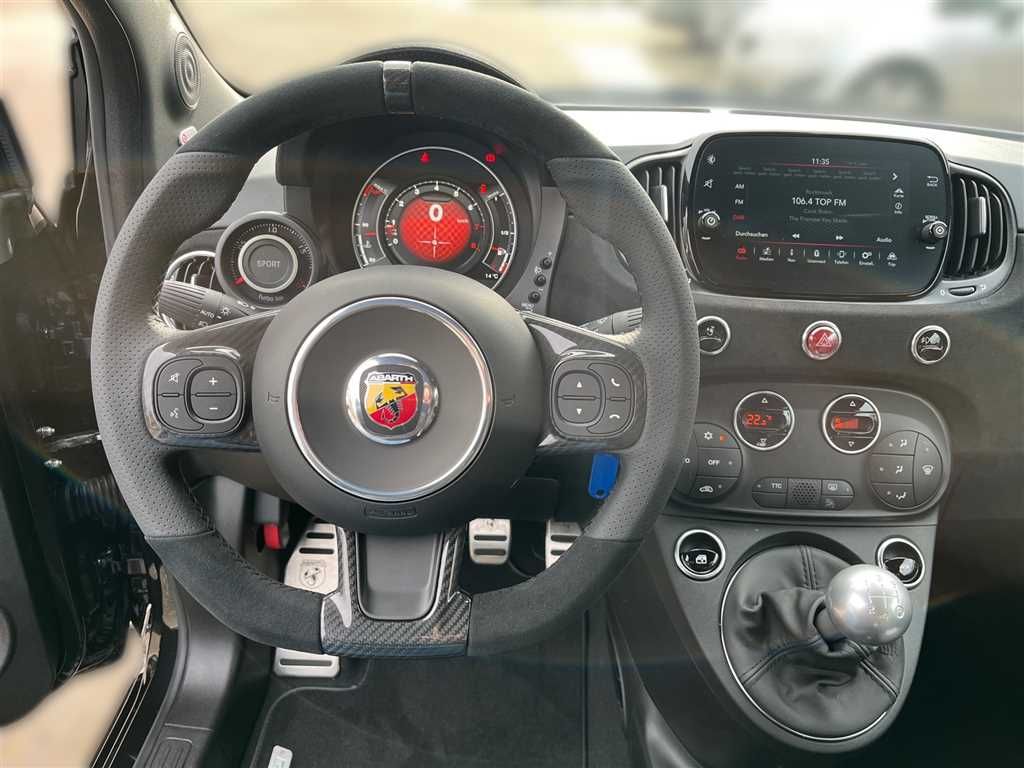 Abarth 695 2024
