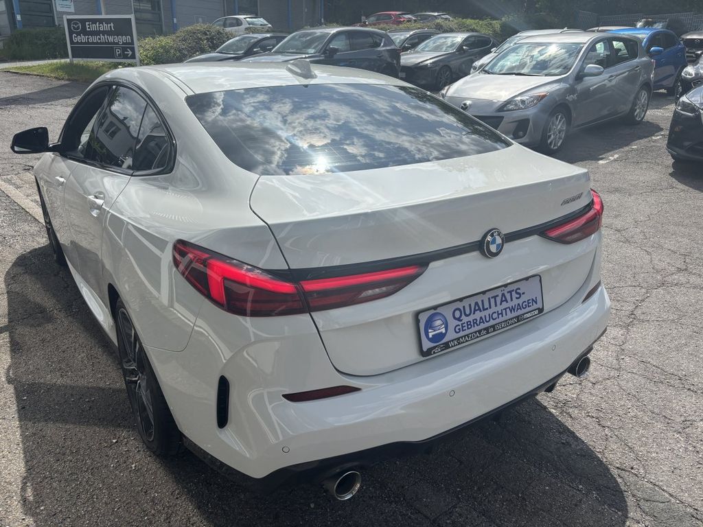 BMW 220 2022