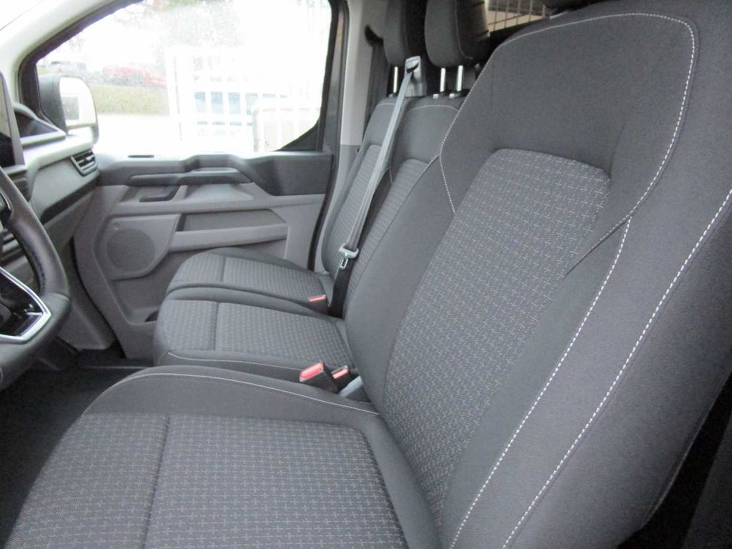 Ford Transit Custom 2025