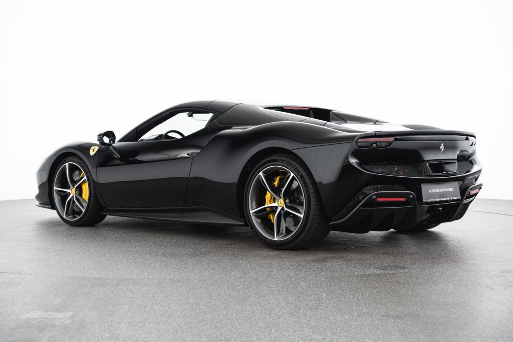 Ferrari 296 GTS 2023