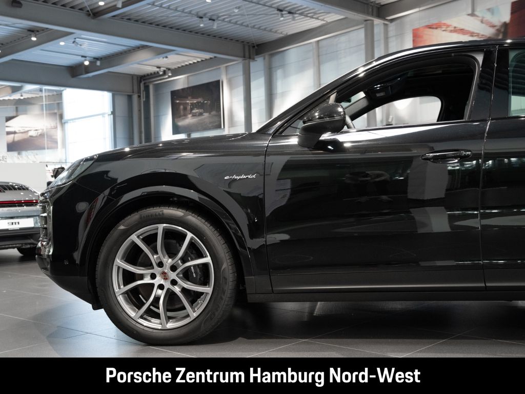 Porsche Cayenne 2025