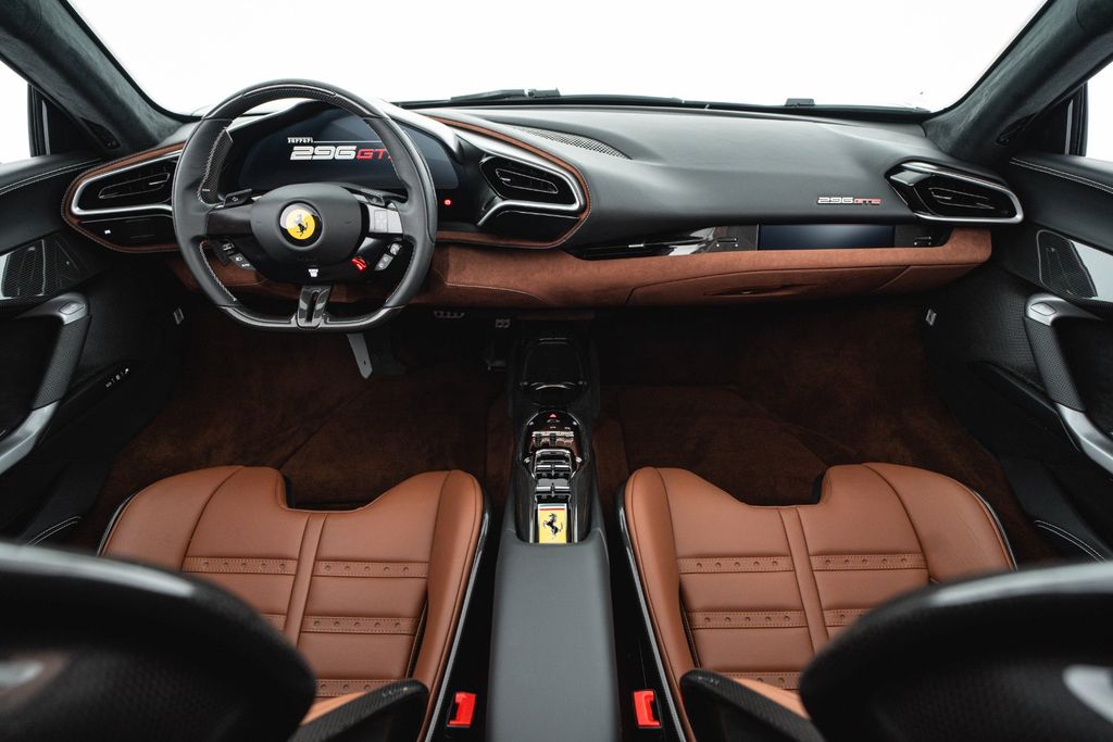Ferrari 296 GTS 2023