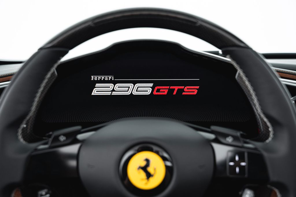 Ferrari 296 GTS 2023