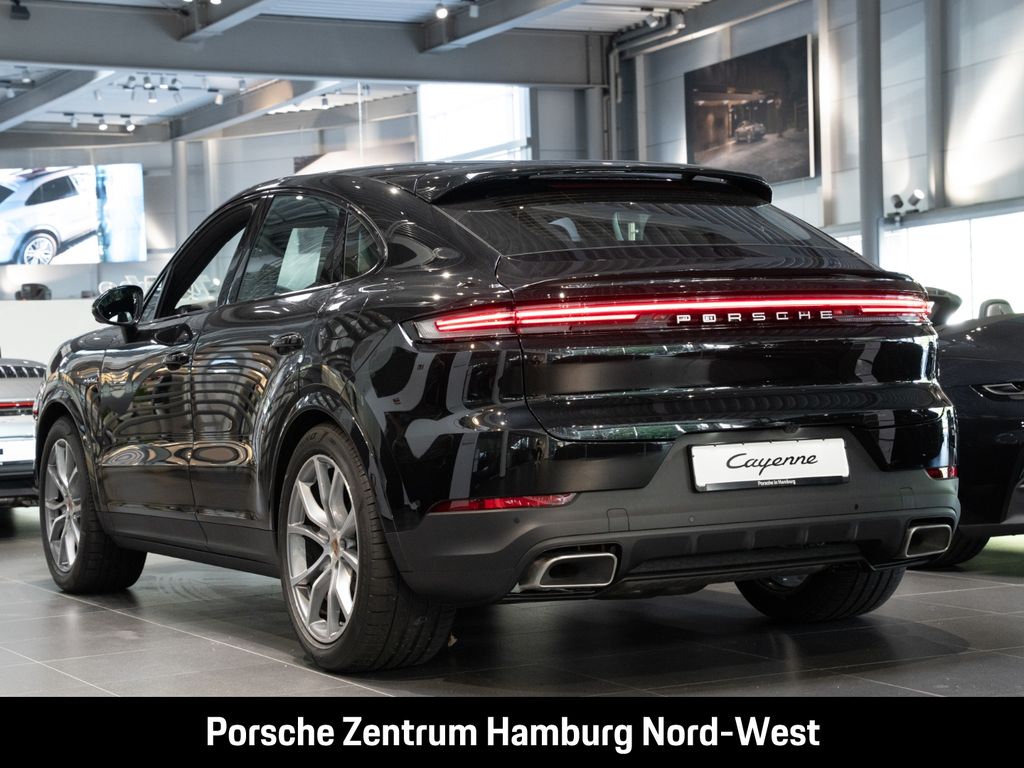 Porsche Cayenne 2025