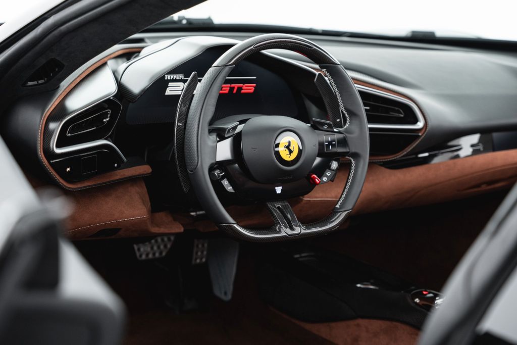 Ferrari 296 GTS 2023