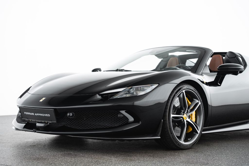 Ferrari 296 GTS 2023