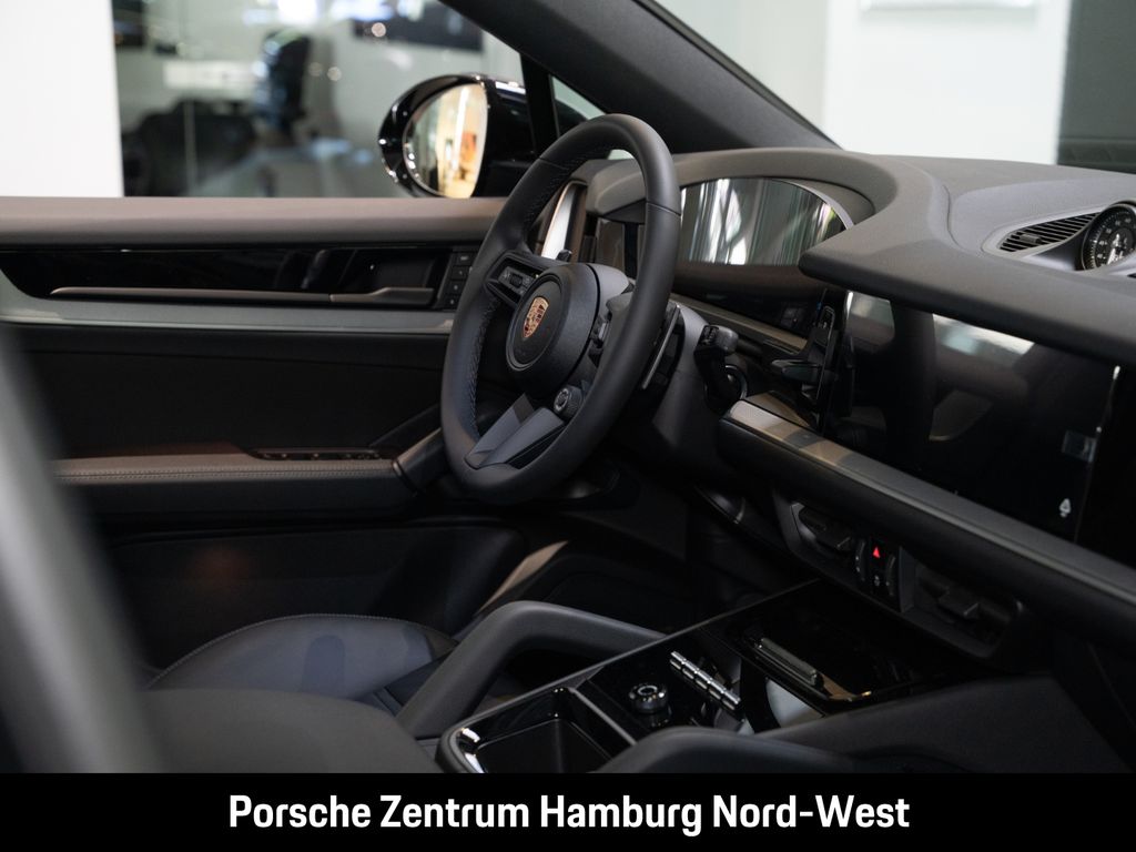 Porsche Cayenne 2025