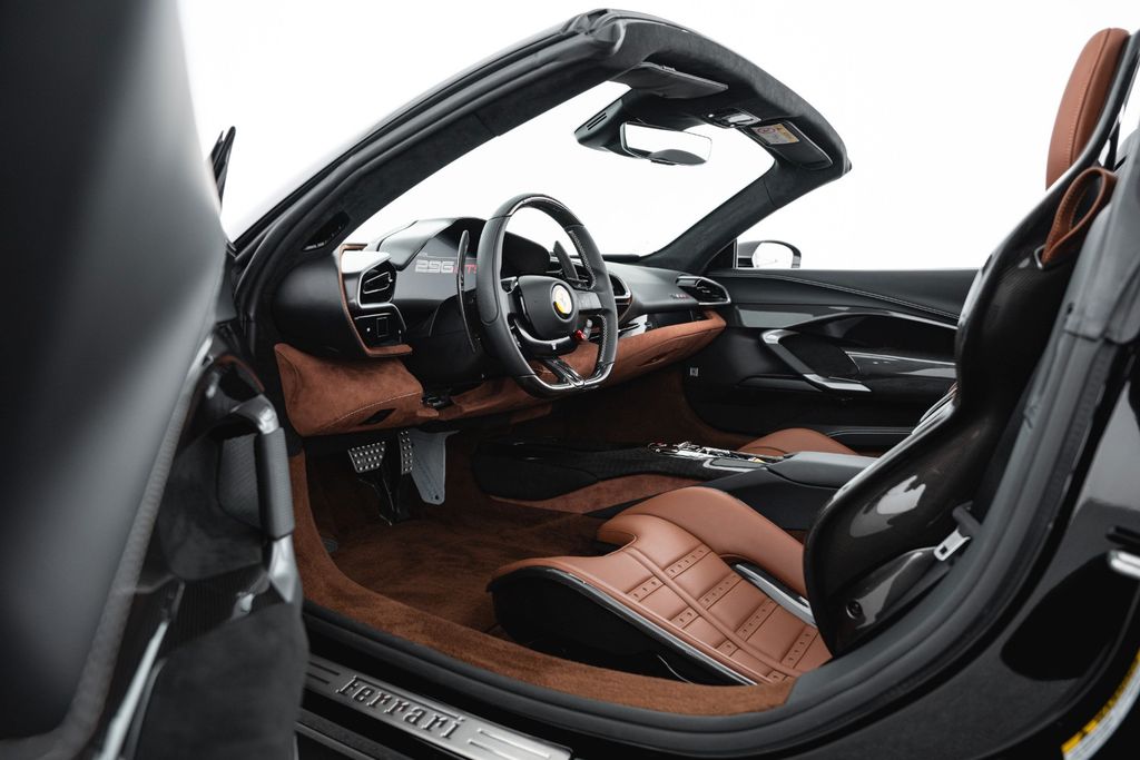 Ferrari 296 GTS 2023