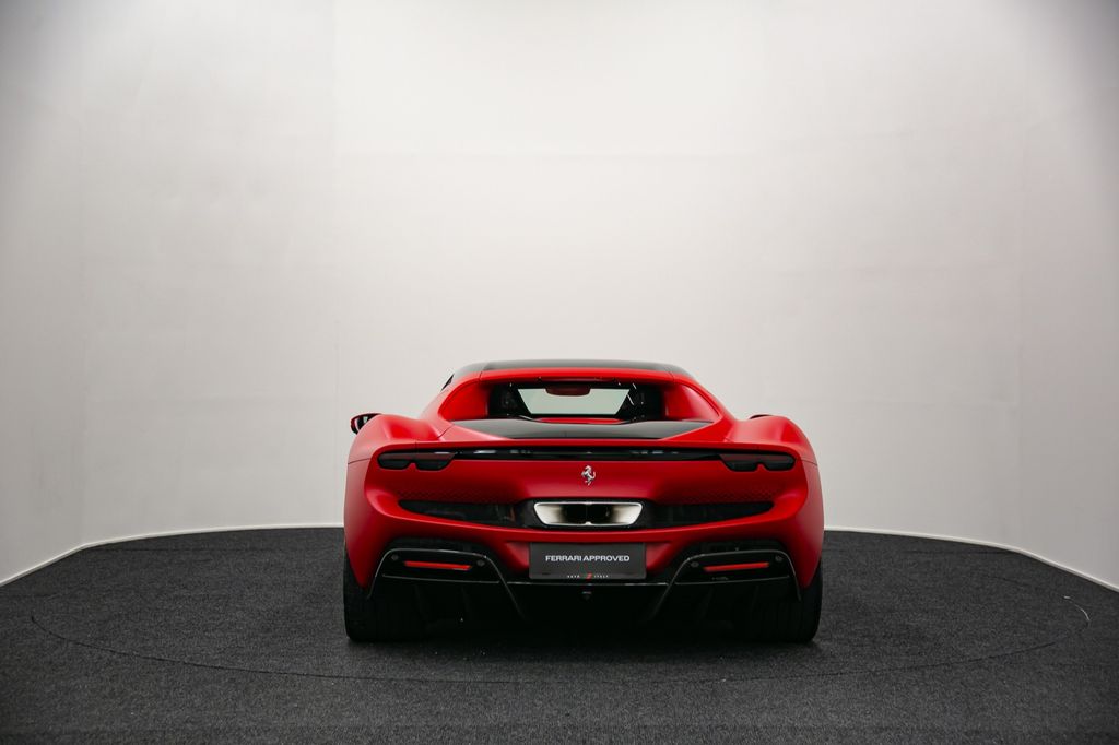 Ferrari 296 GTB 2023