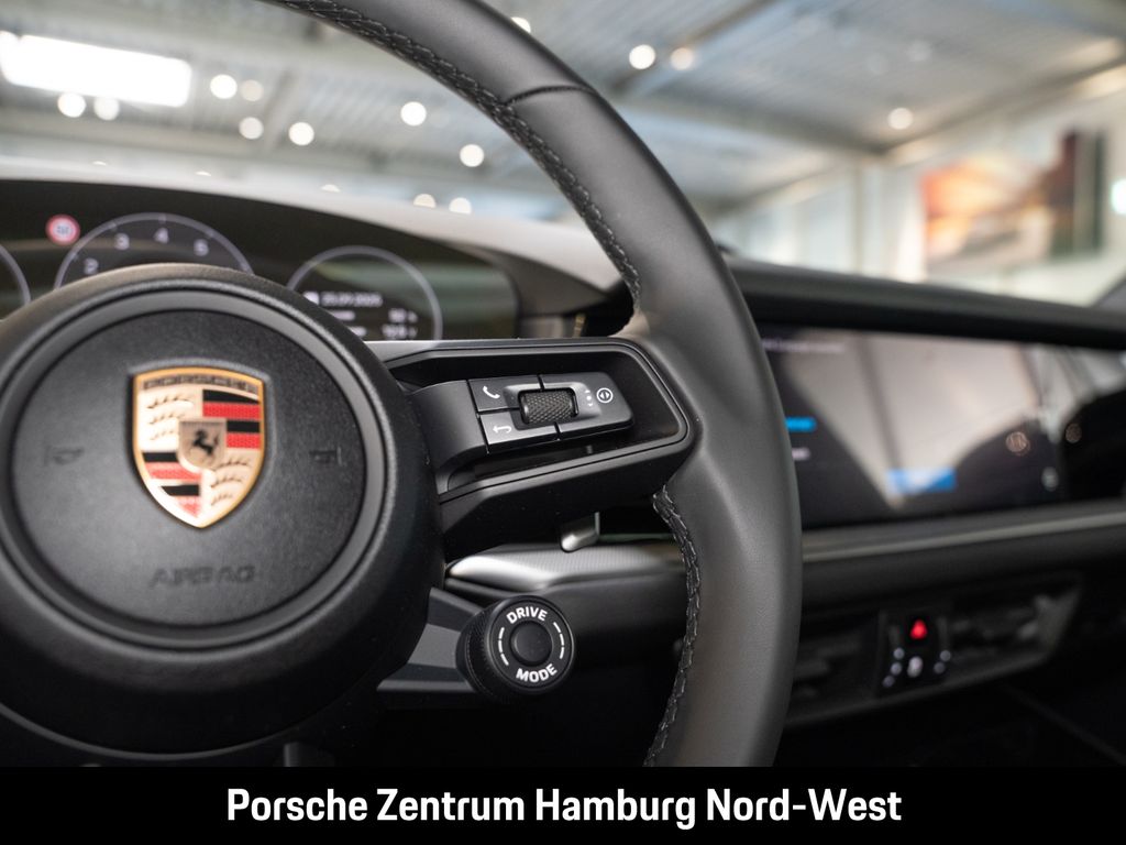 Porsche Cayenne 2025