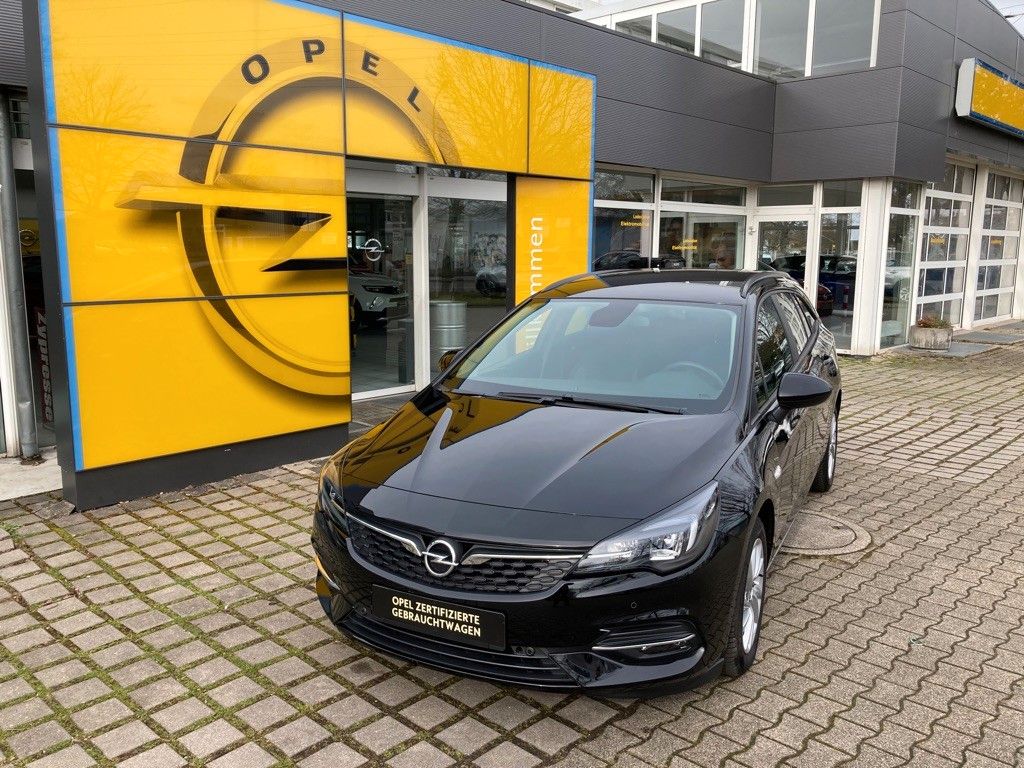Opel Astra 2021