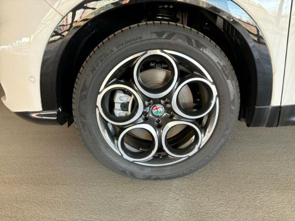 Alfa Romeo Tonale 2025