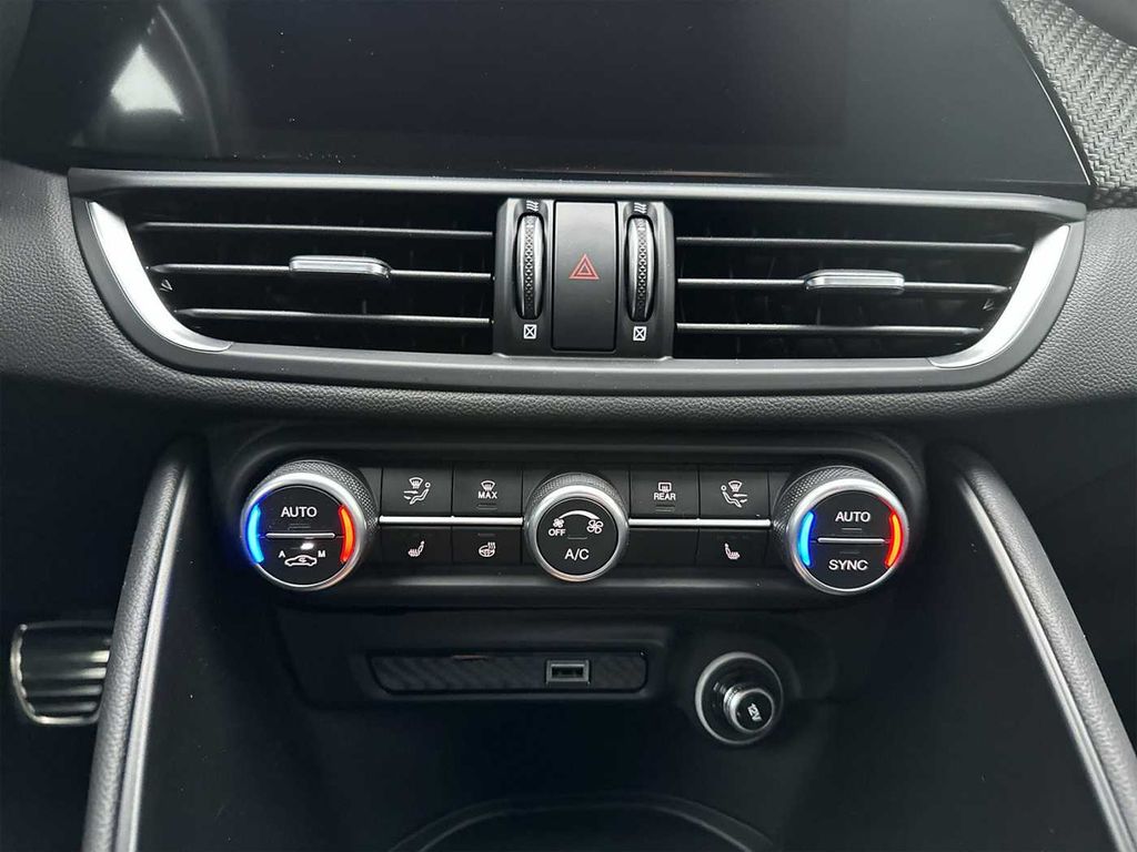 Alfa Romeo Giulia 2024