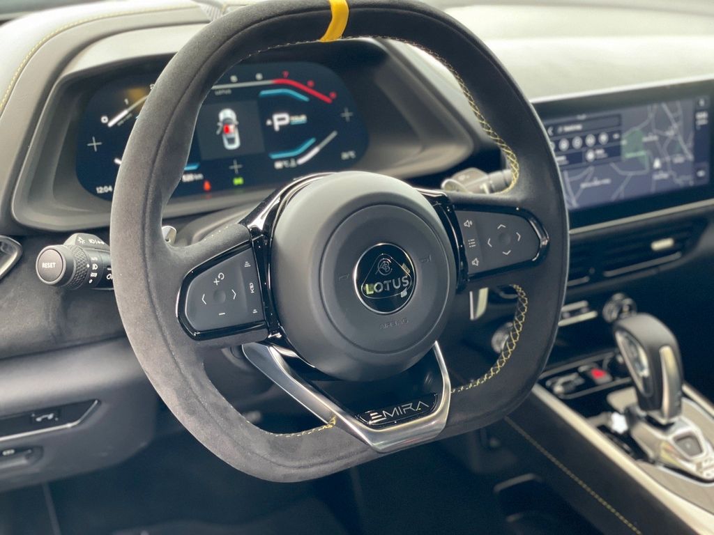 Lotus Emira 2023