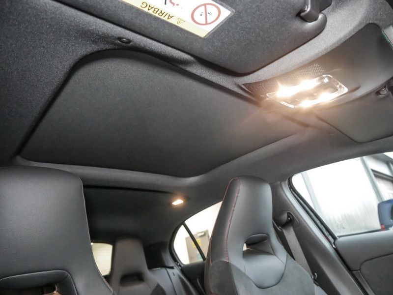 Mercedes-Benz A 200 2024