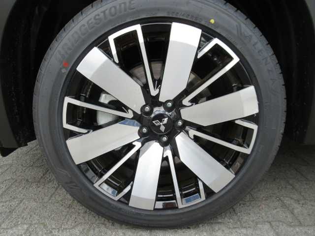 Mitsubishi Outlander 2025