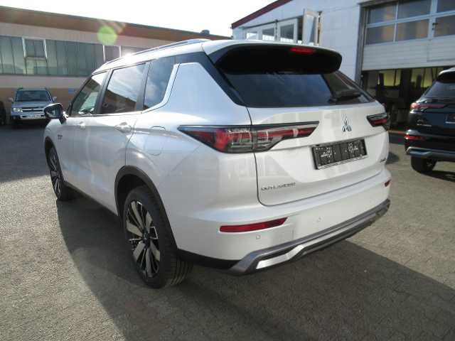 Mitsubishi Outlander 2025