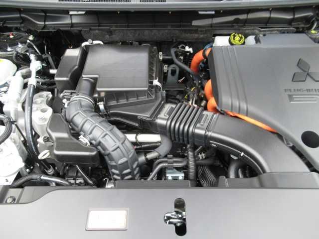 Mitsubishi Outlander 2025