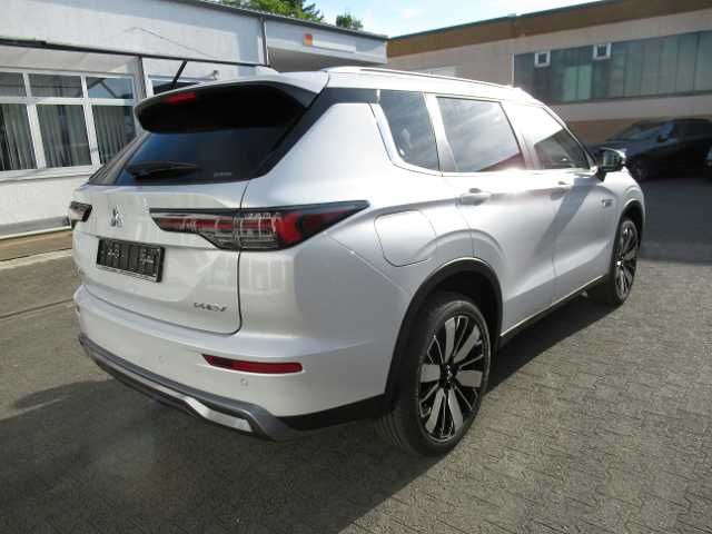 Mitsubishi Outlander 2025