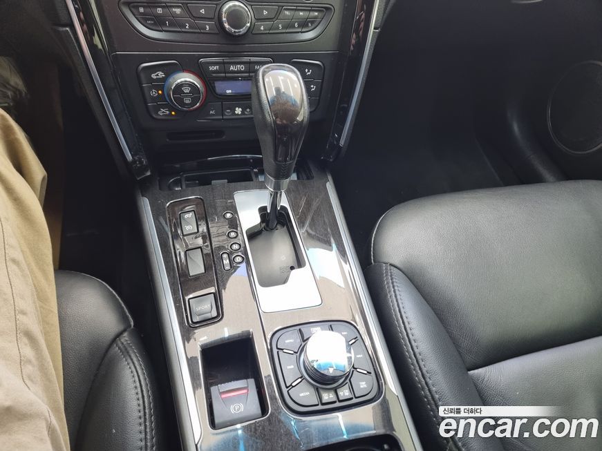 Renault-KoreaSamsung SM7 2012