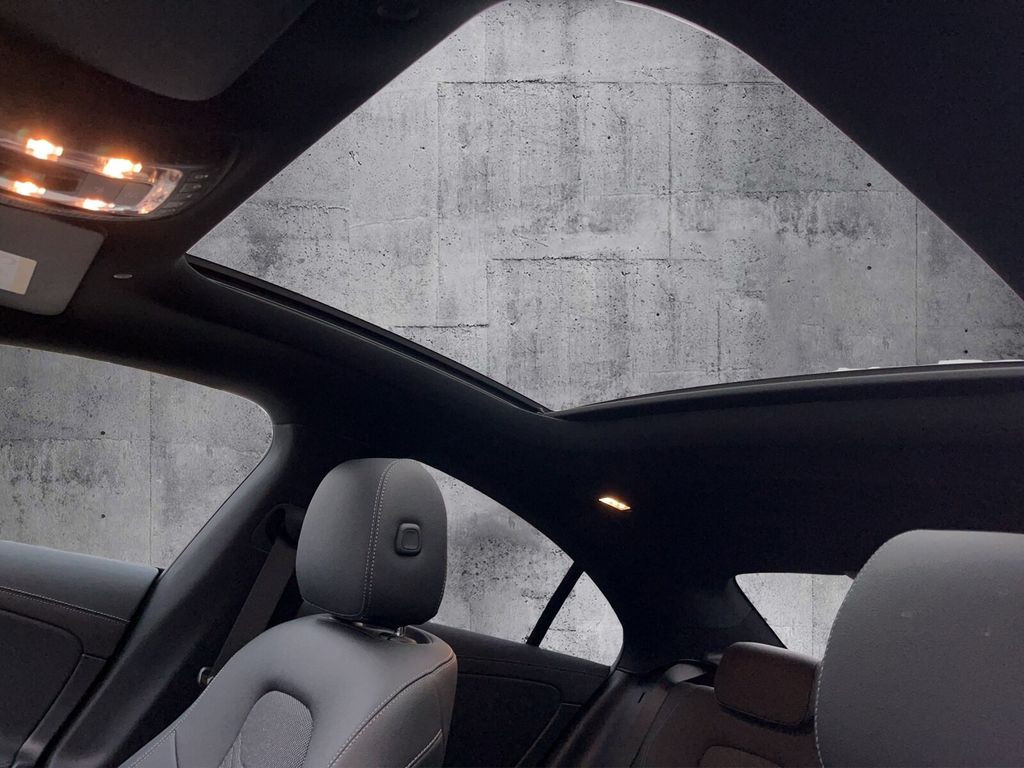 Mercedes-Benz CLA 200 2024