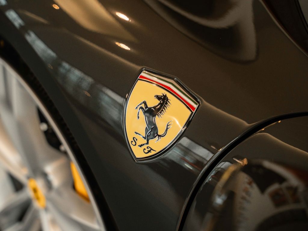 Ferrari 296 GTB 2024