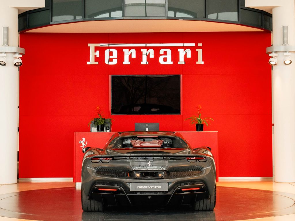 Ferrari 296 GTB 2024