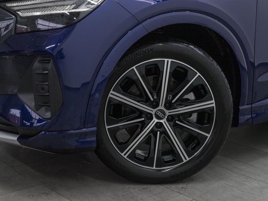 Audi Q4 e-tron 2025