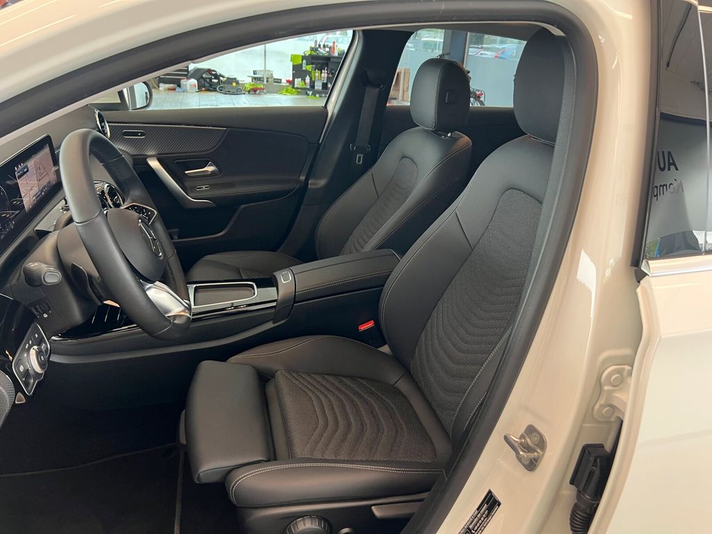 Mercedes-Benz A 180 2024