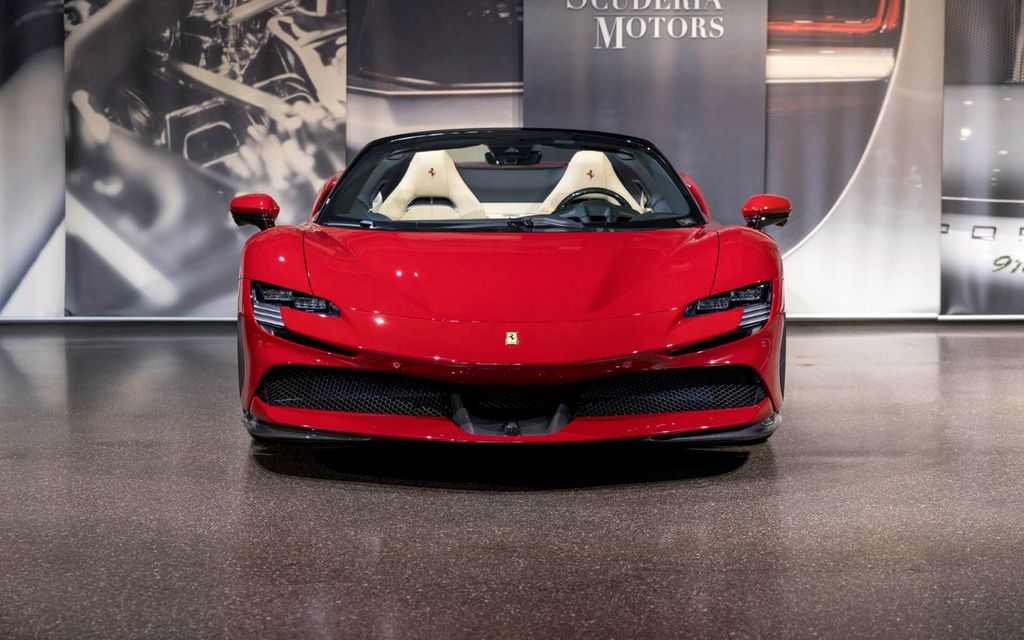 Ferrari SF90 2025