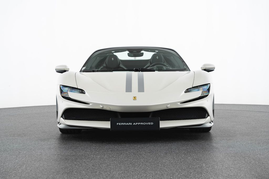Ferrari SF90 2022
