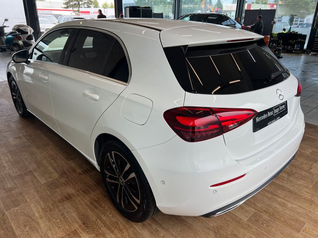 Mercedes-Benz A 180 2024