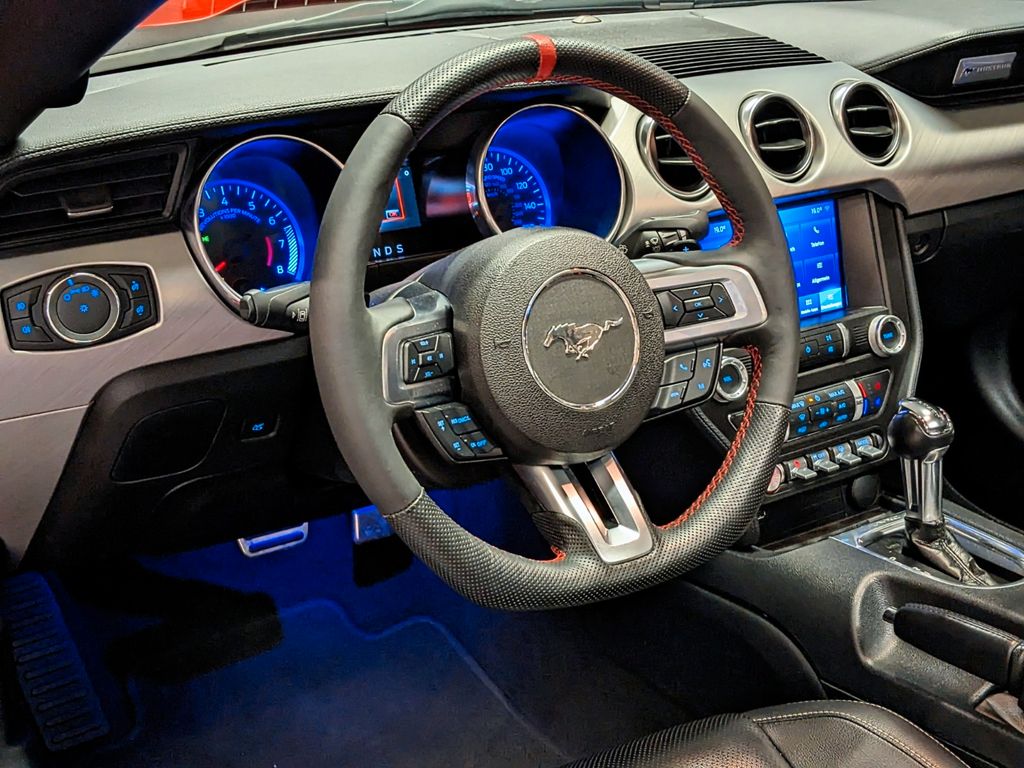 Ford Mustang 2021