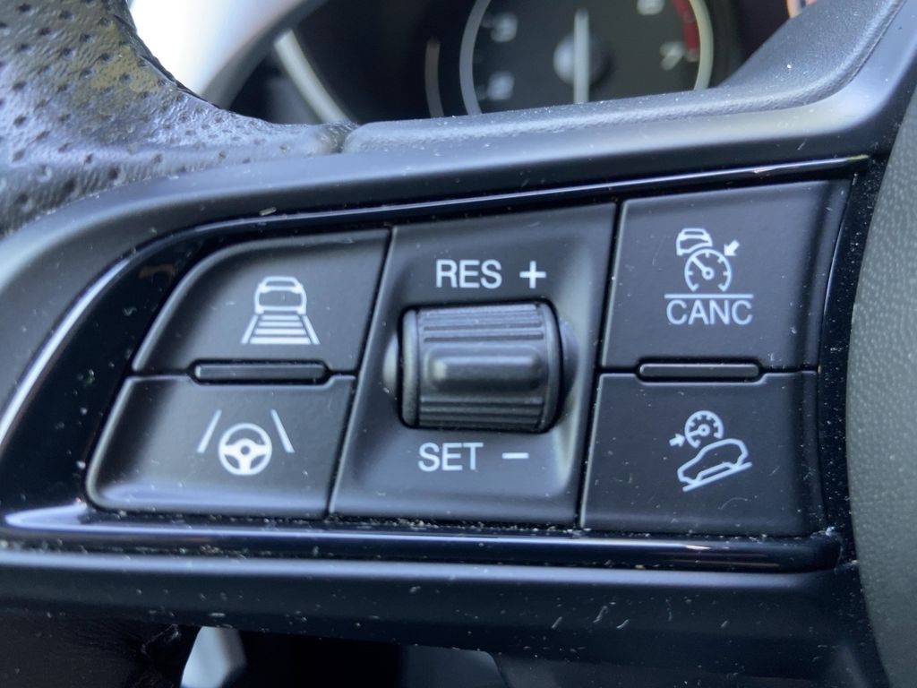 Alfa Romeo Stelvio 2021