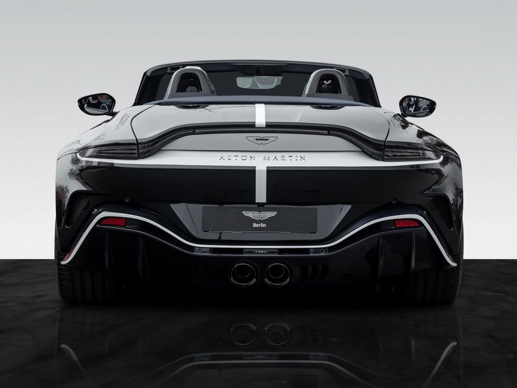 Aston Martin V12 Vantage 2023