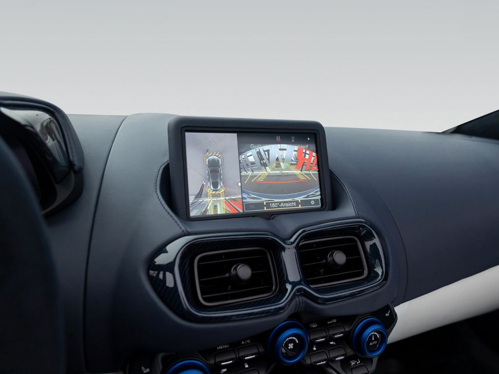 Aston Martin V12 Vantage 2023