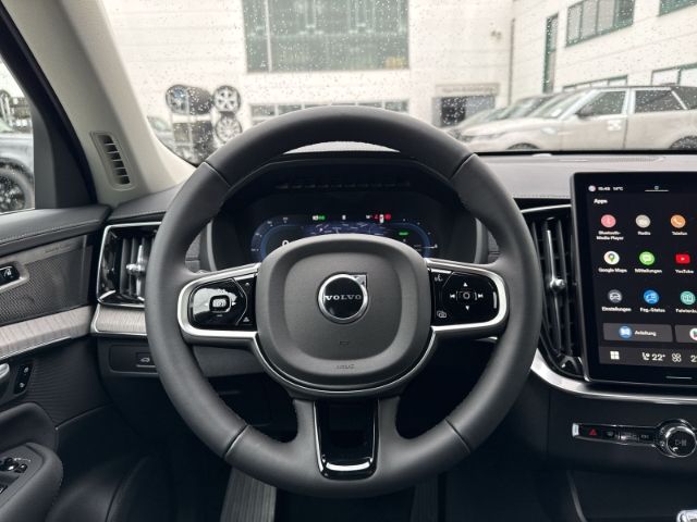 Volvo XC90 2025