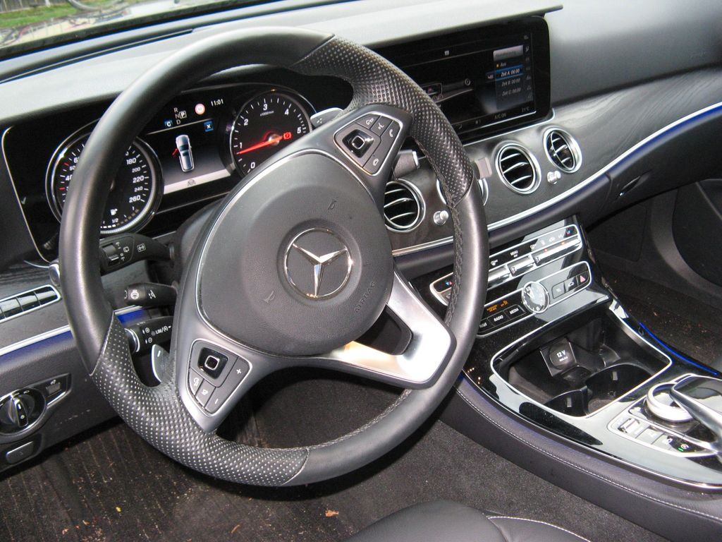 Mercedes-Benz E 220 2017