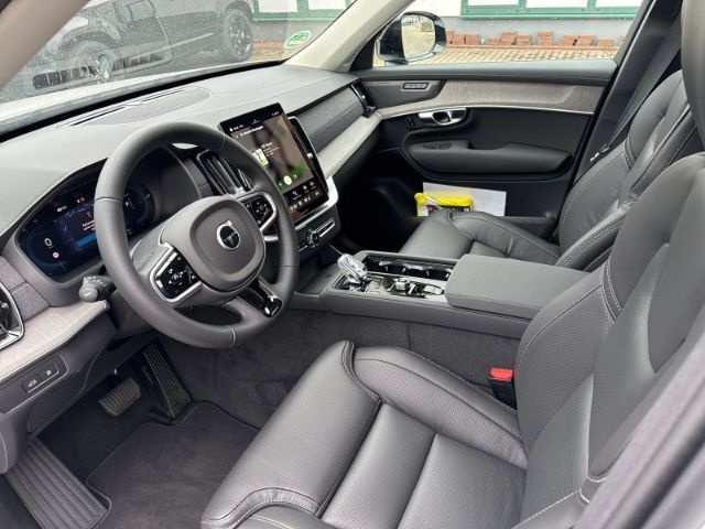 Volvo XC90 2025