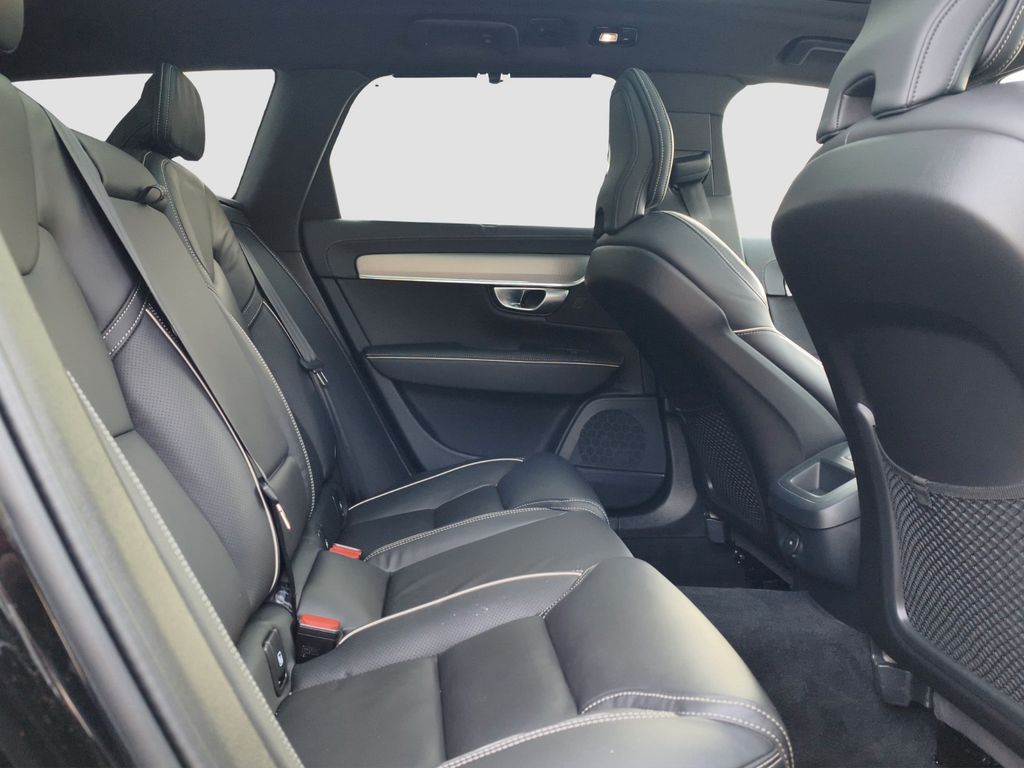 Volvo V90 Cross Country 2024