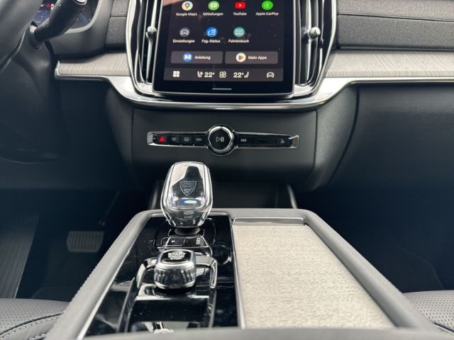 Volvo XC90 2025