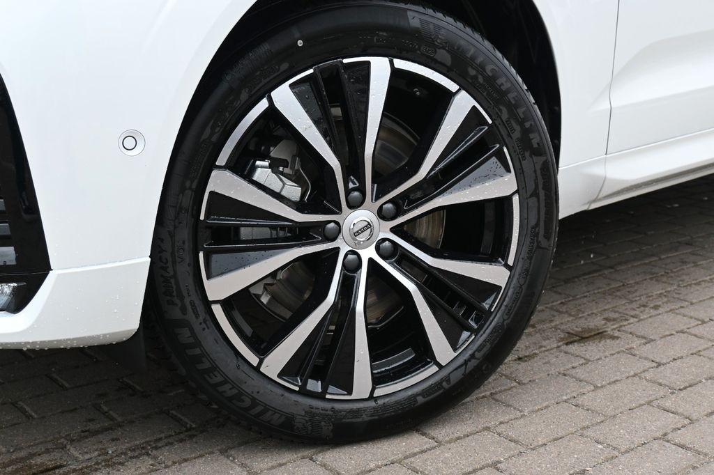 Volvo XC60 2024